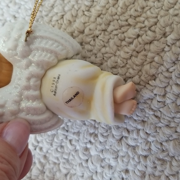 4 Vintage Angel ornaments - Picture 11 of 12